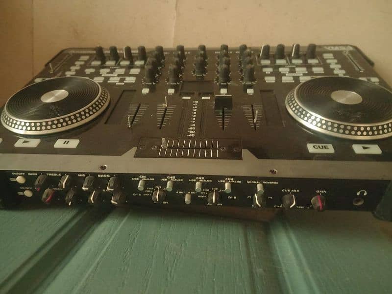 Dj mixer American audio 5