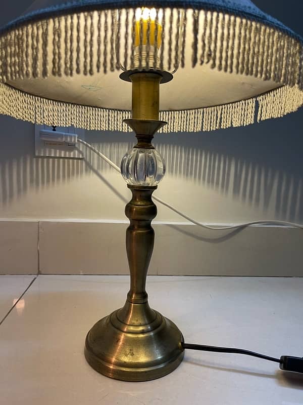 Impored antique pair of lamp 1