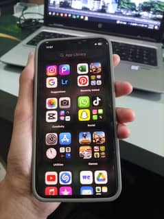 iPhone 11 Pro Max 256 Gb For Sale In Zabardast Condition