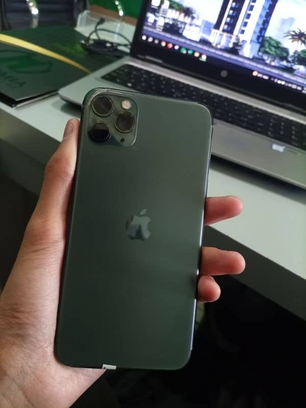 iPhone 11 Pro Max 256 Gb For Sale In Zabardast Condition 4