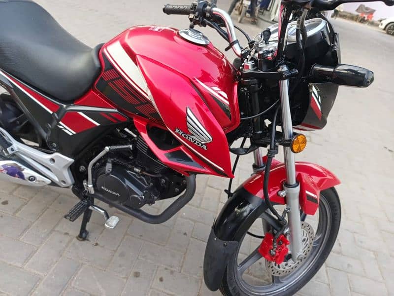 HONDA CB-150 URGENT SALE PRICE WILL NEGOTIATE GOOD OFERS ONLY 11