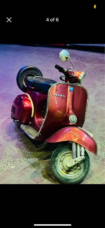 vespa 1992 mehroon color 3