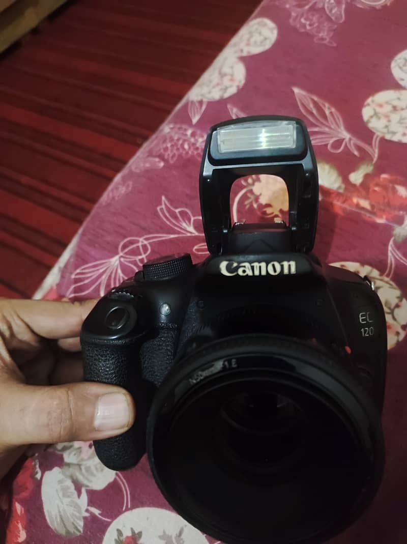 CANON 1200D 2