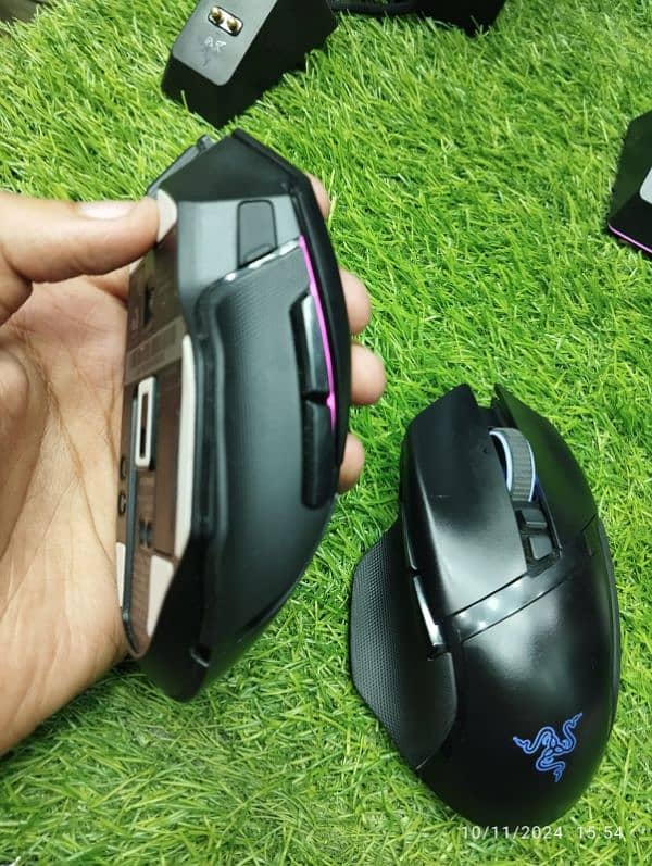 Razer basilisk ultimate Wireless mouse  Rechargeable gaming mouse 7