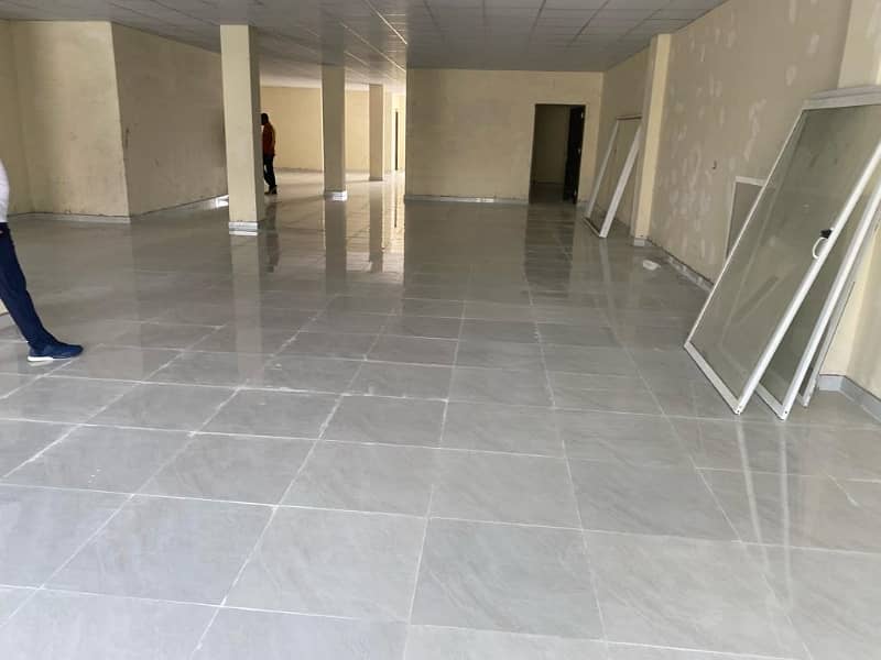 4000 sq. Ft Commercial Hall For Rent 23