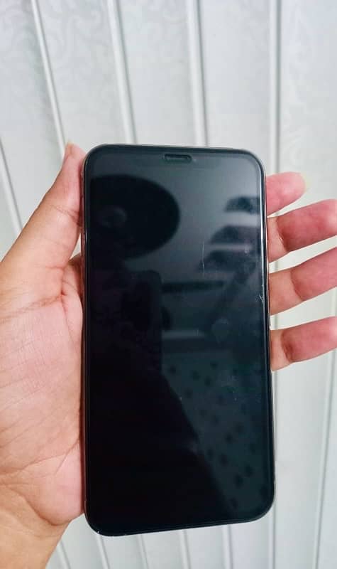 Iphone 11 pro (Non PTA) 2