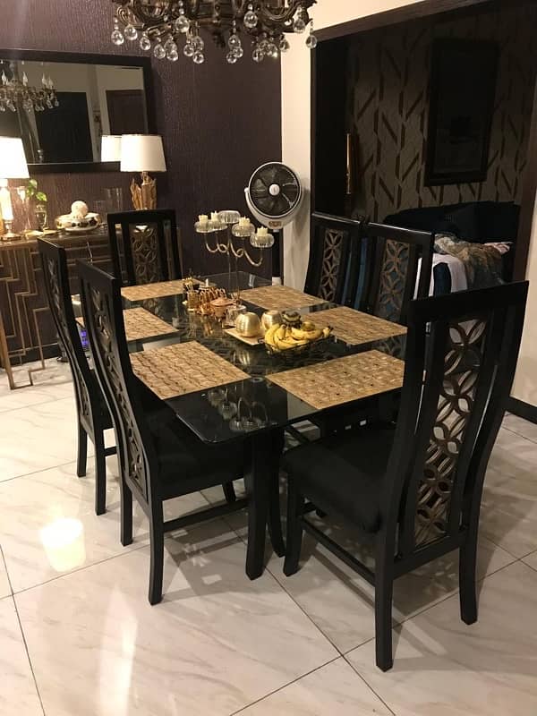 6 chair dining table only what’s app 03364209084 2