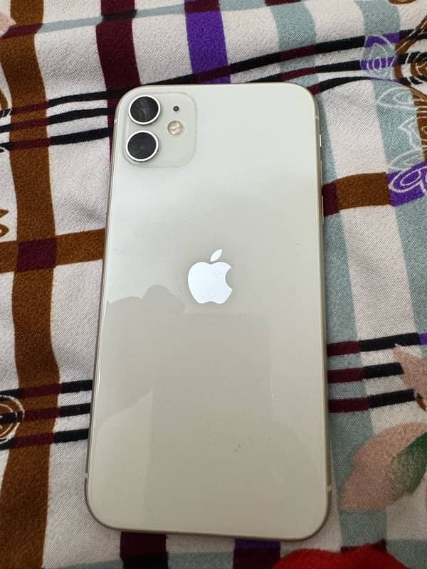 IPhone 11 white colour 64gb for sale 1