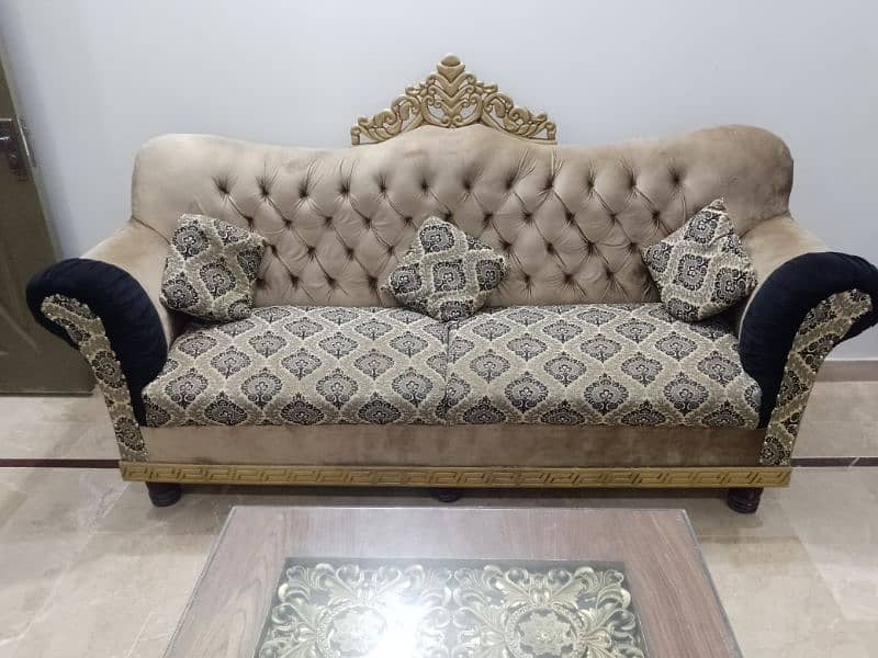 5 Seater Sofa Set with Table 9