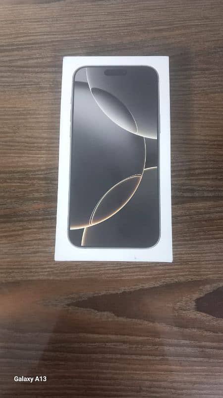 Iphone 16 Pro Max 256gb , Natural titanium 1