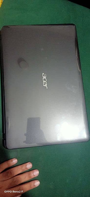 Acer Travel Mate p253 in good condition for sale 2