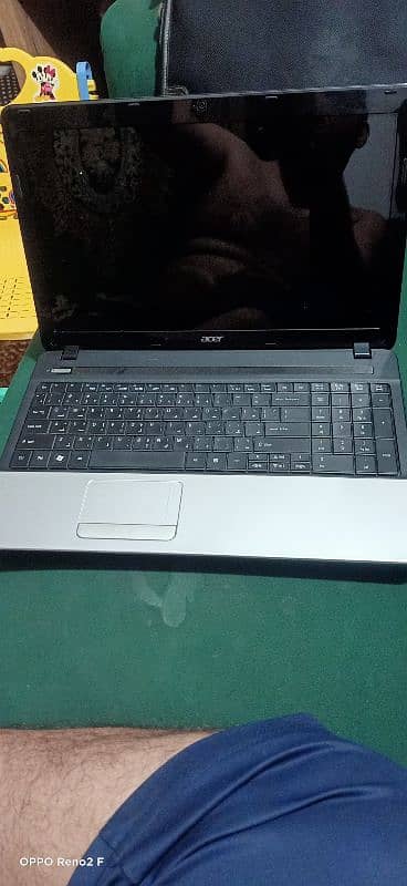 Acer Travel Mate p253 in good condition for sale 3