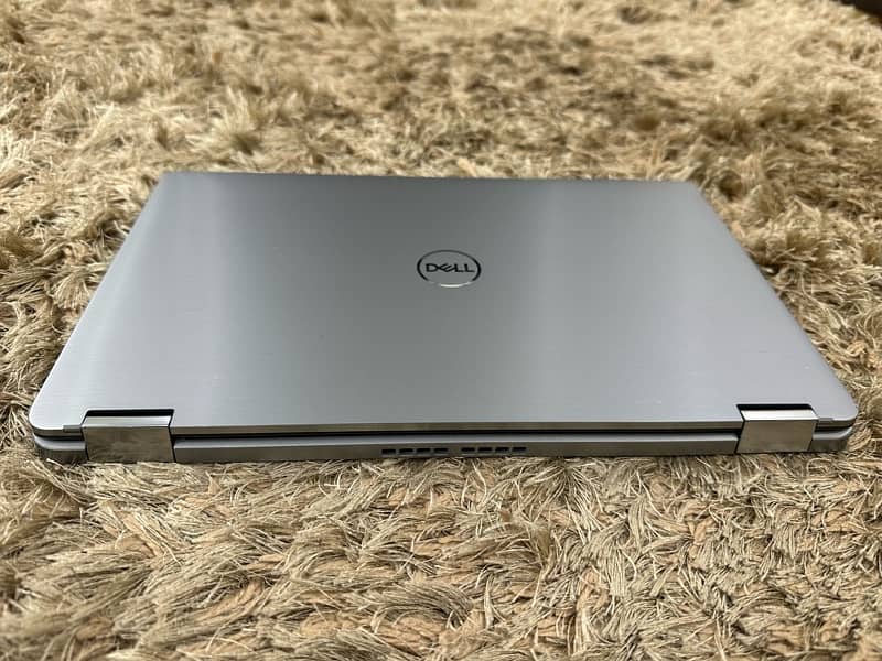 Dell Latitude Touch 7400 2-in-1 Ci7 8th Gen 5