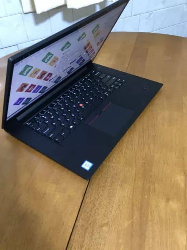 Lenovo ThinkPad P1 Gen 2  FHD display /  2.8 GHz 4