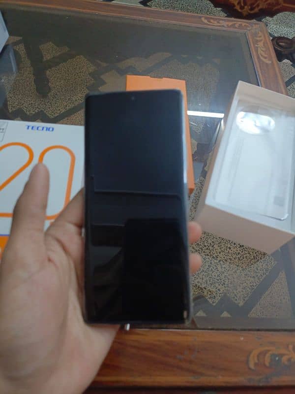 Techno spark 20 pro plus 4