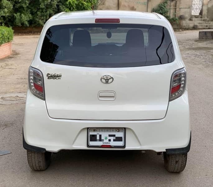 Daihatsu Mira 2016 4