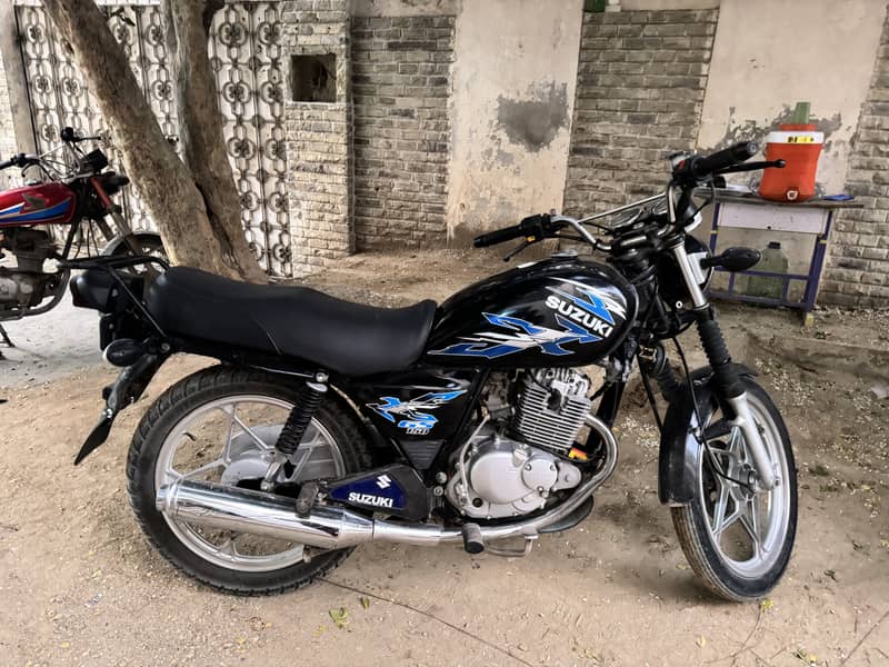 Suzuki GS 150 2021 urgent sell 0