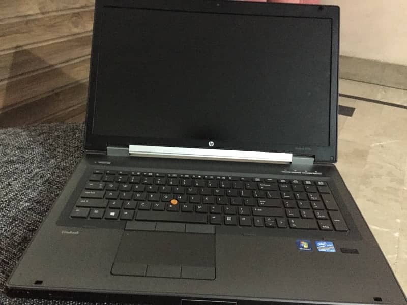 hp i7 laptop, 4 gb graphic card ,elitebook , workstation 8770w 4