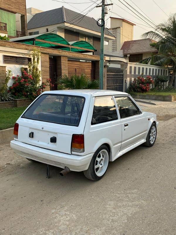 Daihatsu Charade 1986 3