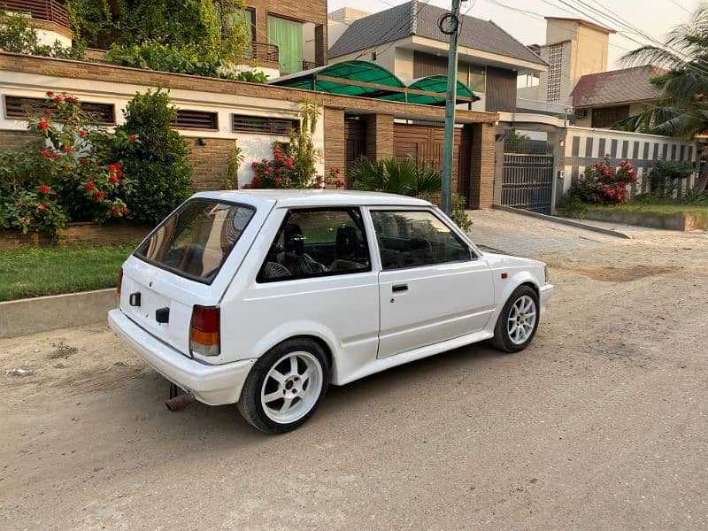 Daihatsu Charade 1986 4