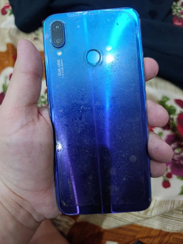 Huawei nova 3i 128gb 4gb ram 1