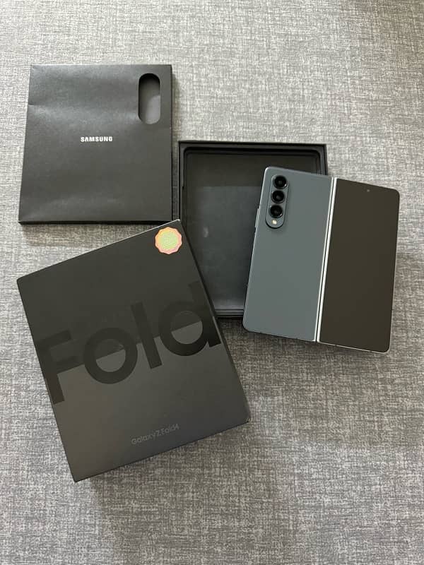 Samsung Z Fold 4 Complete Box Official Pta Approved 0