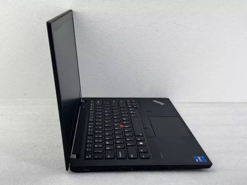 Model - Lenovo ThinkPad T14 Gen2 (i7 , 11th Gen. ) 1