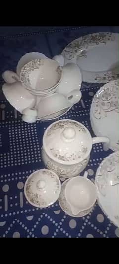 Dinner set