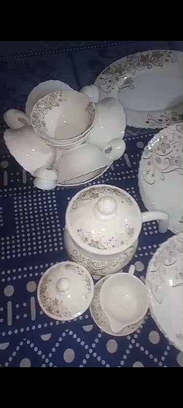 Dinner set 0