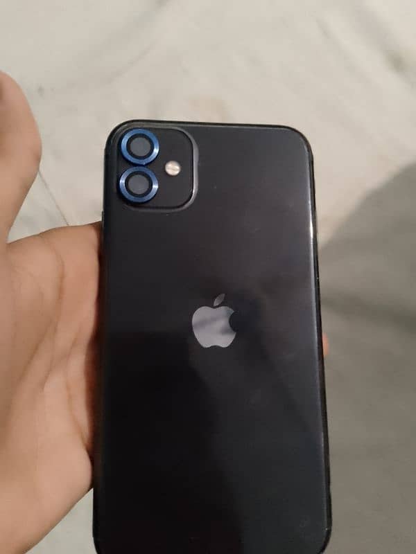 Iphone 11 Non PTA with 10/10 condition 4