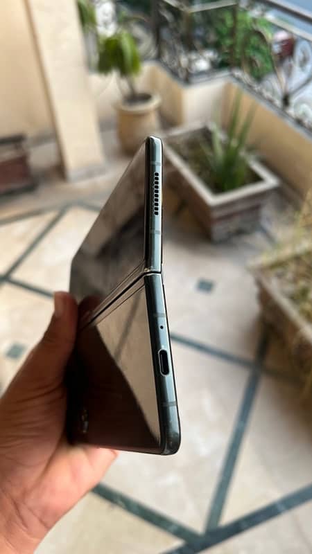 samsung galaxy fold 3(256gb official PTA) 1