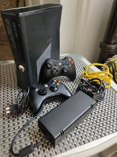 Xbox 360 slim | 1TB | 154 Games Installed