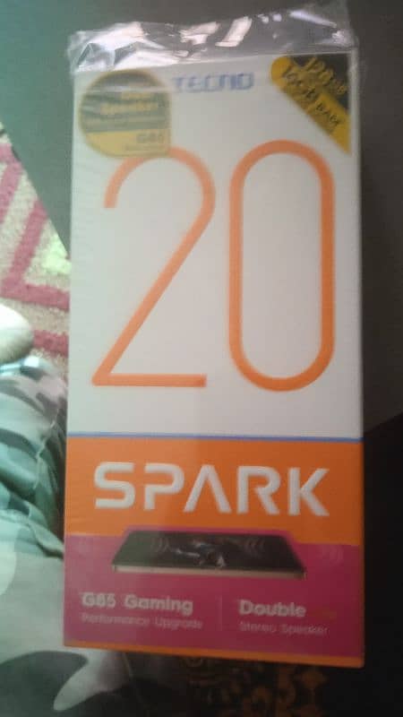 Tecno Spark 20 4