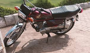 Honda 125 23/24 urgent sale