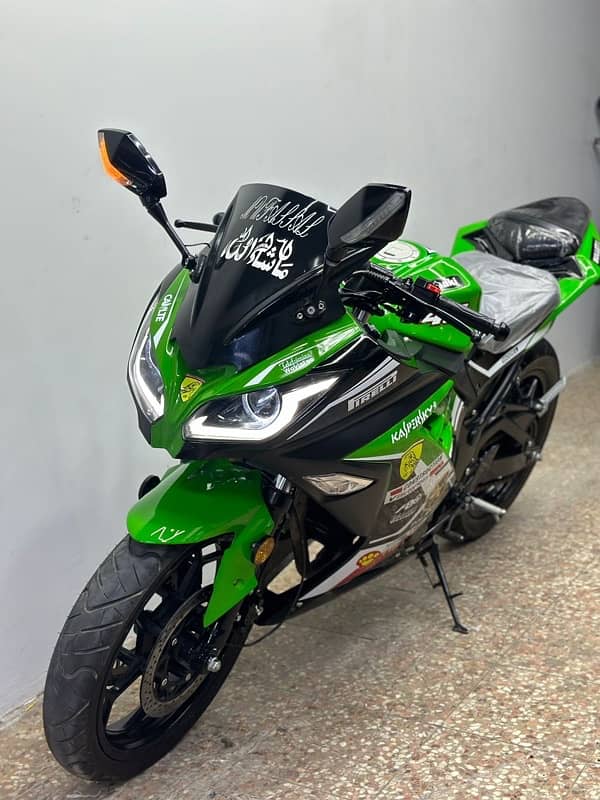 KAWASAKI NINJA ZX10R 250cc REPLICA 0