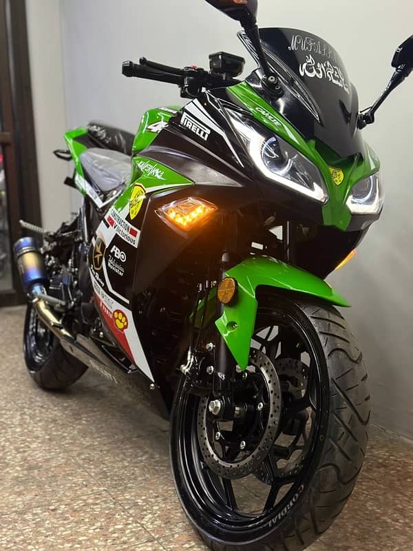 KAWASAKI NINJA ZX10R 250cc REPLICA 1