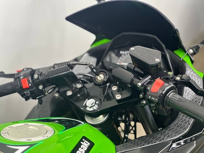 KAWASAKI NINJA ZX10R 250cc REPLICA 9