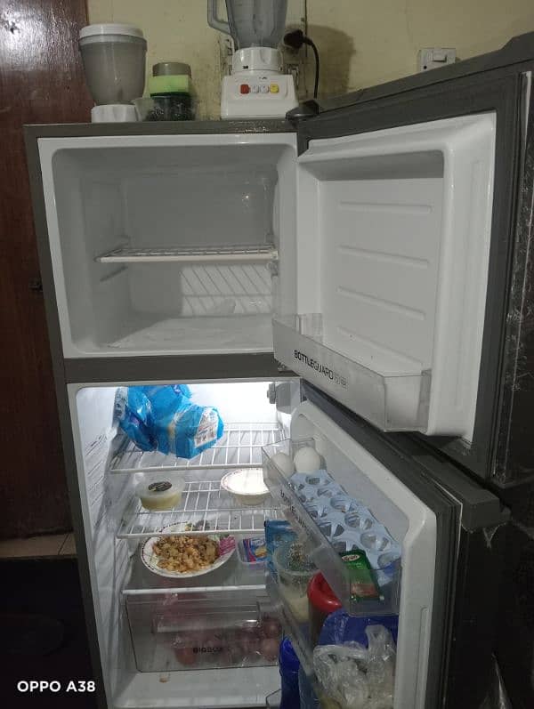 Haier Small fridge 6