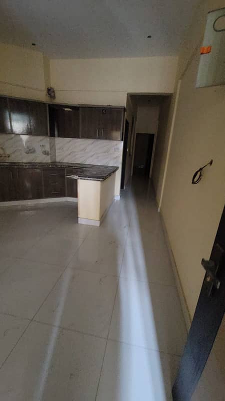 3bed lounge 3rd floor sachal goth near dow hospital 0