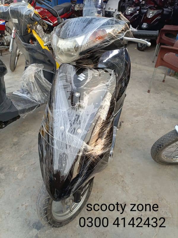 united 100cc scooty available contact at mobile# 03004142432 19