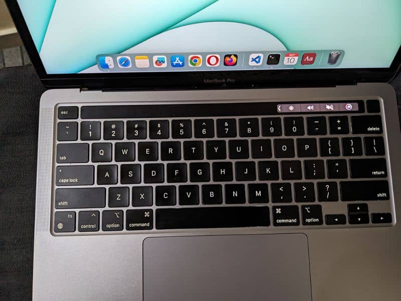 Mac book pro M1 2021 512 GB 4