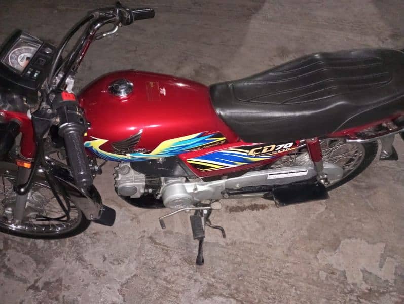 Honda CD 70 2021 6