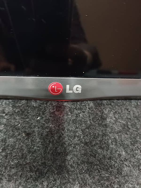 Lg 55" 3D smart led tv ( original) 7