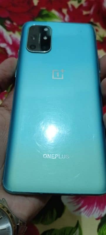 One plus 8t 4