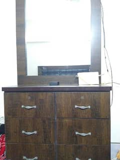 Dressing table with two side tables