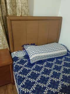 Bed set/ bed/side table /single bed mattress for sale