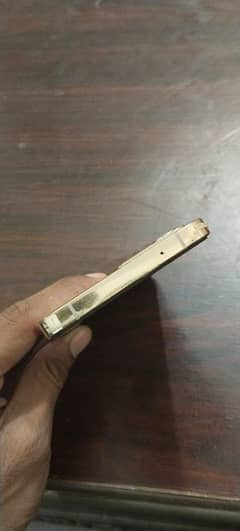 Vivo V23 5G (12/256) Golden color