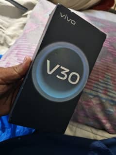 VIVO V30 MINT CONDITION WITH ALL ACCESSORIES