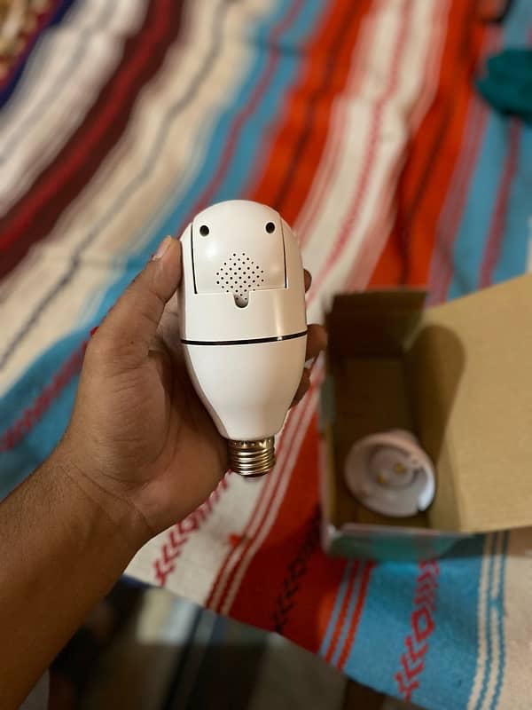 E27 bulb Wi-Fi camera 4