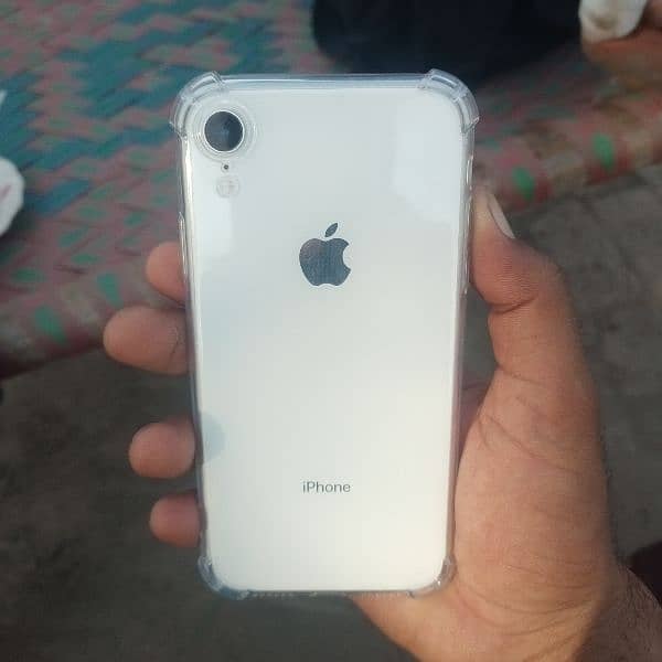 Iphone Xr For sale iphone 11 ke sath exchange bhe ho jai ga 3